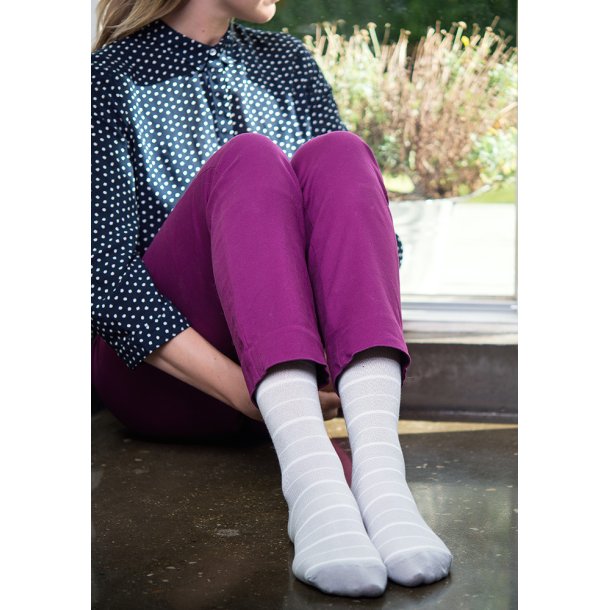 Compression Stockings Bamboo, Grey Stripes 4-6 (ankle: 7.5-9.5", calf: 11-15.7")