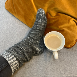 2-Pack Strumpor med Alpacka Ull, Svart och Beige