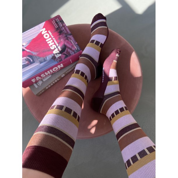 Stttestrmper bomull, Indie stripes, pink/rd med gull glitter